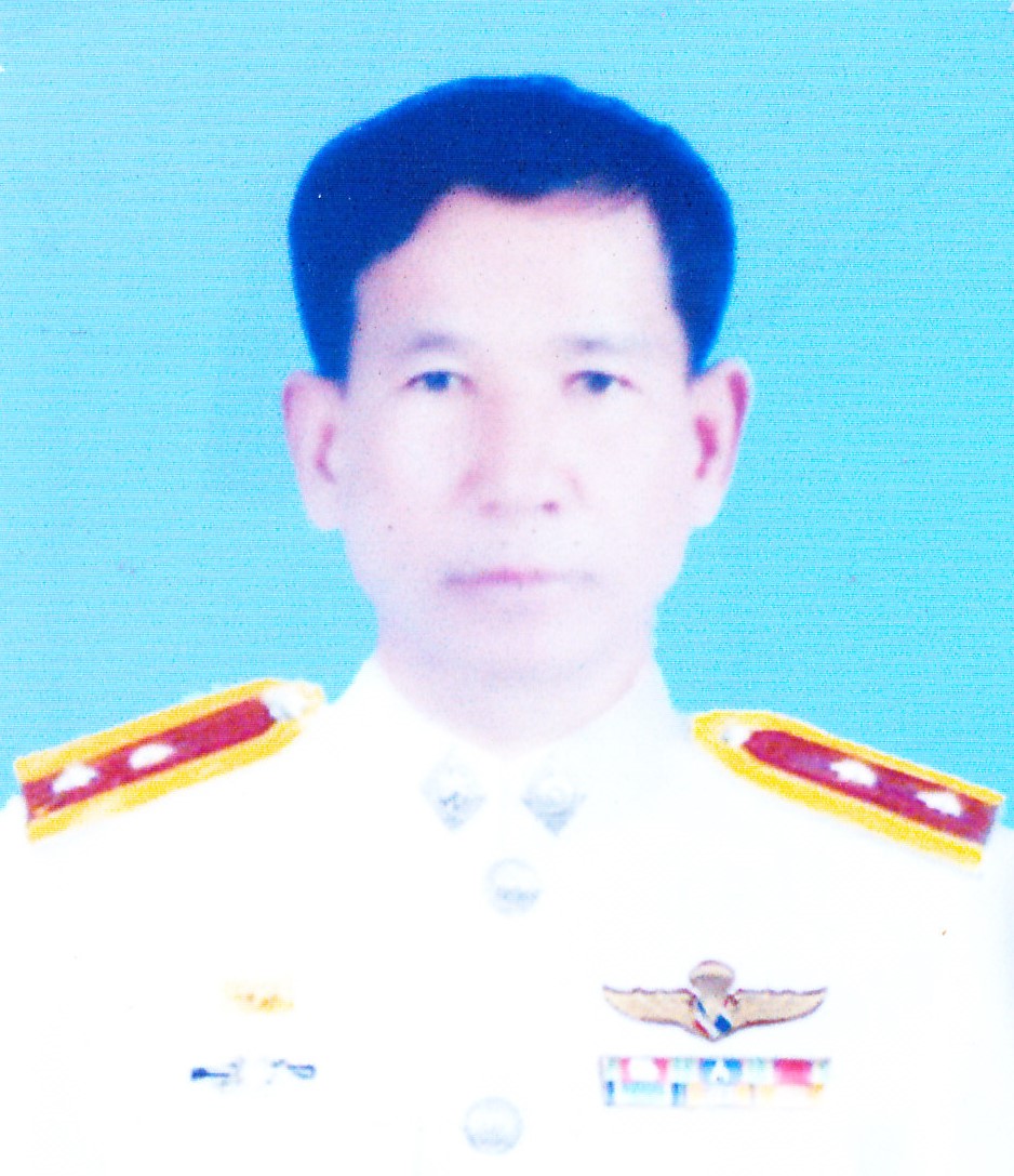 ร้อยตำรวจโทวัลลภ ศรีบุญเรือง
