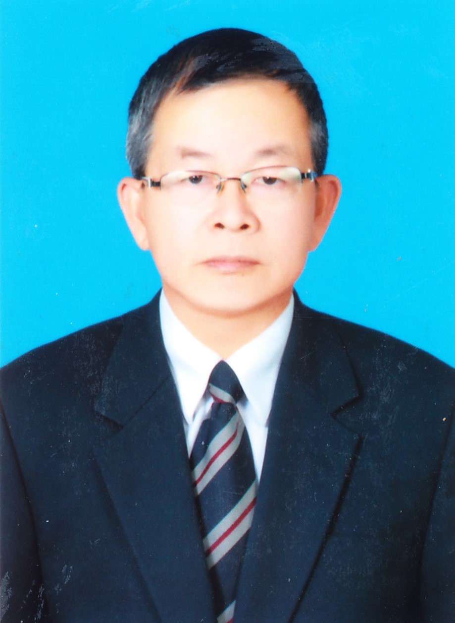 นายพรเทพนิพัท พจน์วิวัฒน์