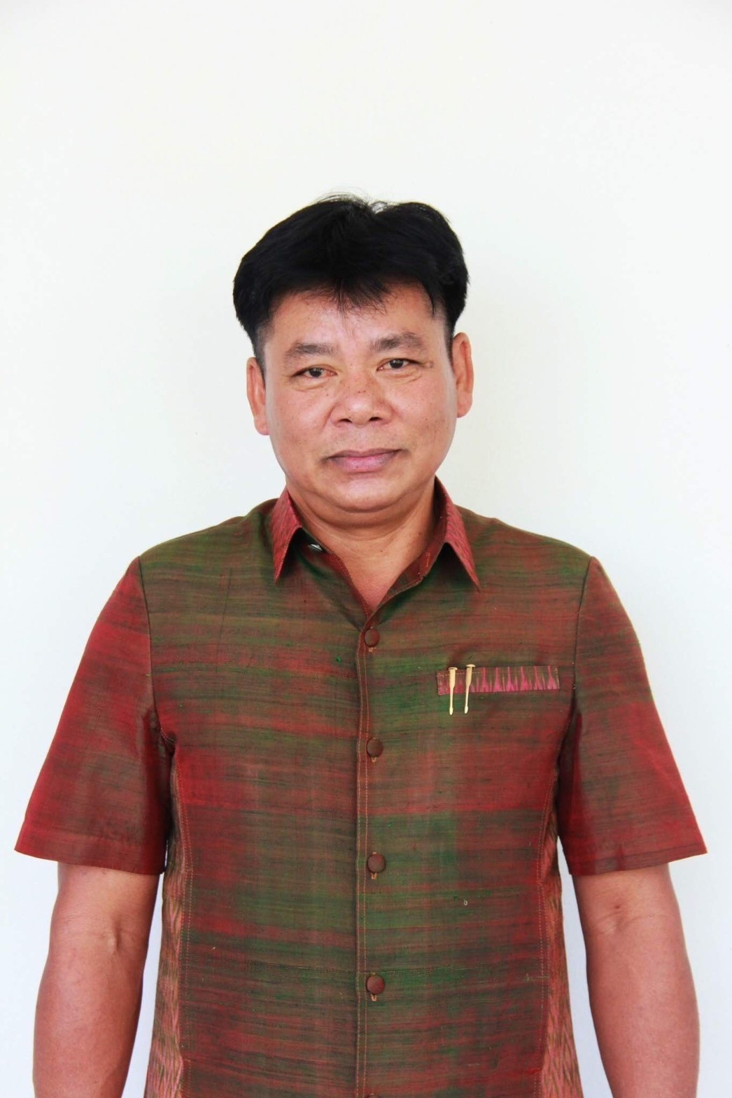 นายธวัช ธูปทอง