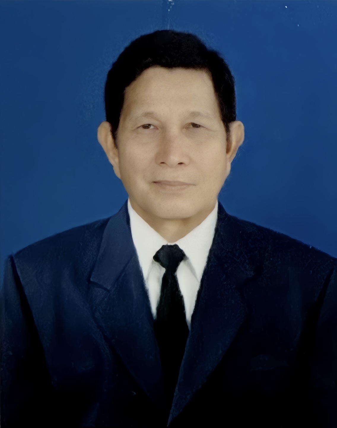 นายอรุณ ปราบกรี