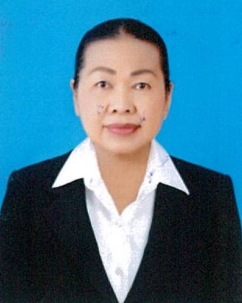 นางขนิษฐา สาสาร