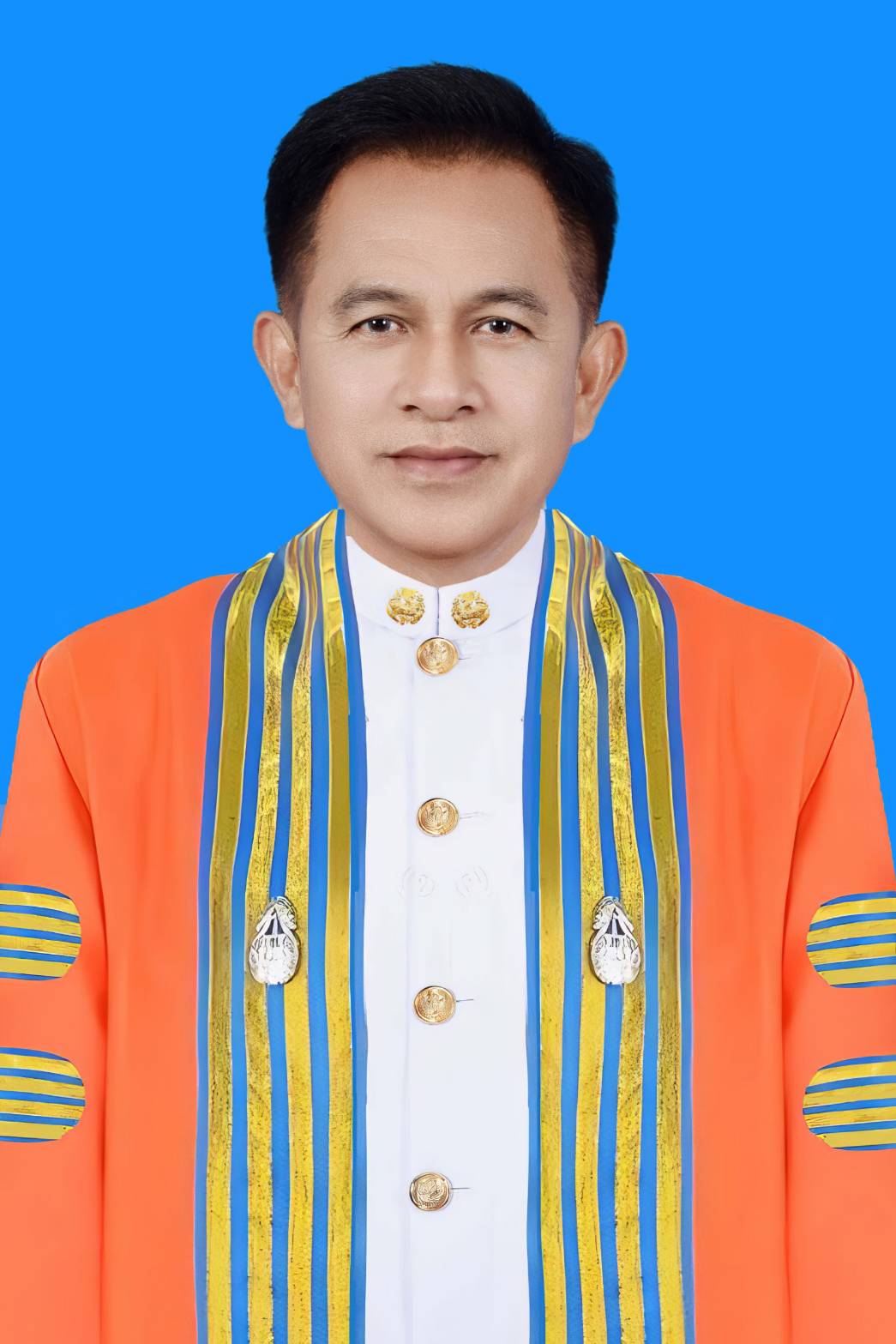 นายกำพล ศรีมณีพันธ์