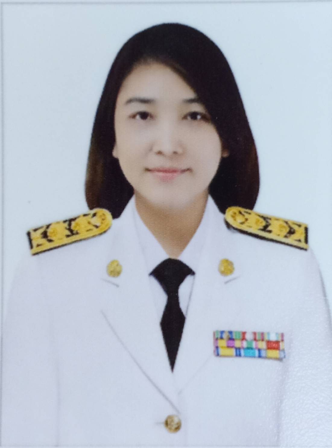 นางสาววราพร   บุญลือ