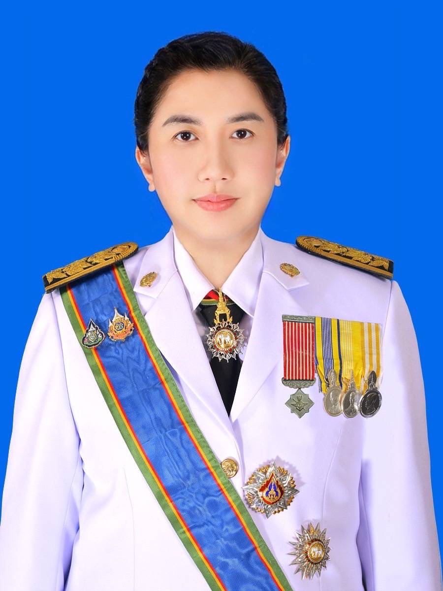 นางณัฐชนก  ระพีพัฒนชลธาร