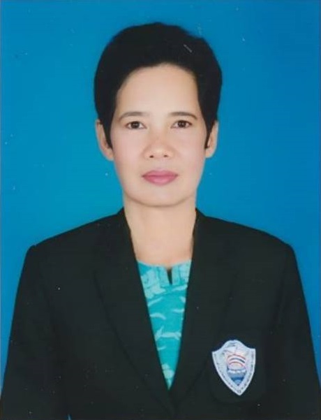 นางกานดา พาเจริญ