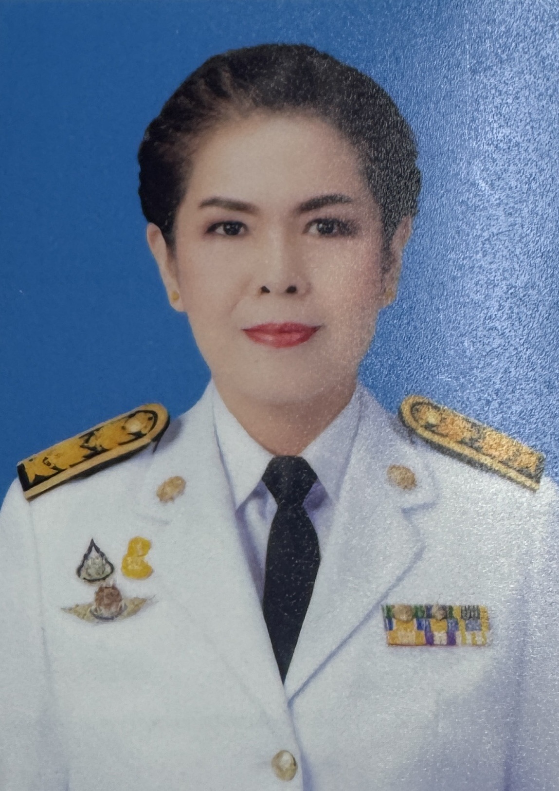 นางเบญจภัทร หมวกทอง