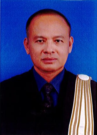 นายวิชาณ พูใบ