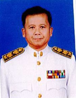 นายอภิศักดิ์ ฟองจางวาง