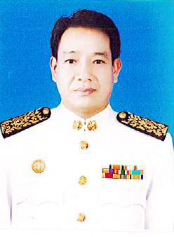 นายธีรเชนทร์ ศรีเทพเอี่ยม