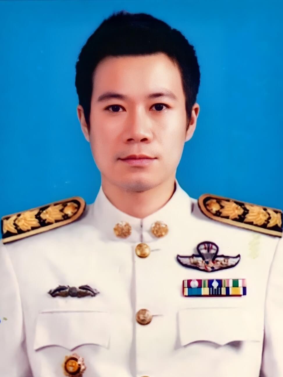 นายธรรมนูญ นาคสีดี