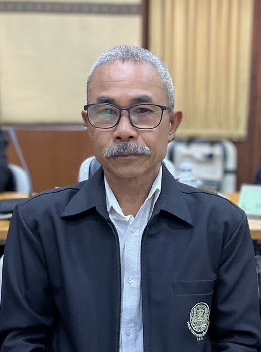 นายธีรพงษ์ ธงออน